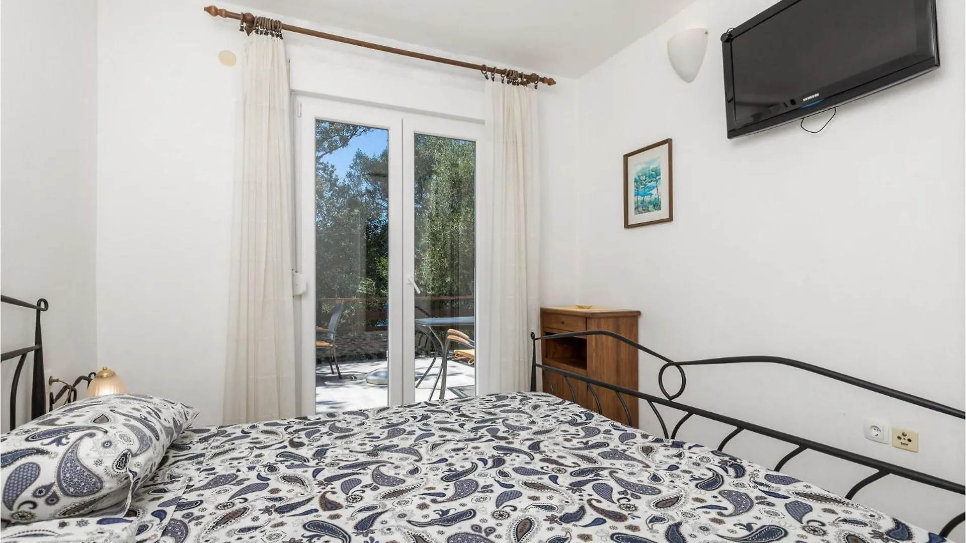 3 Bedroom Nice Apartment In Cres