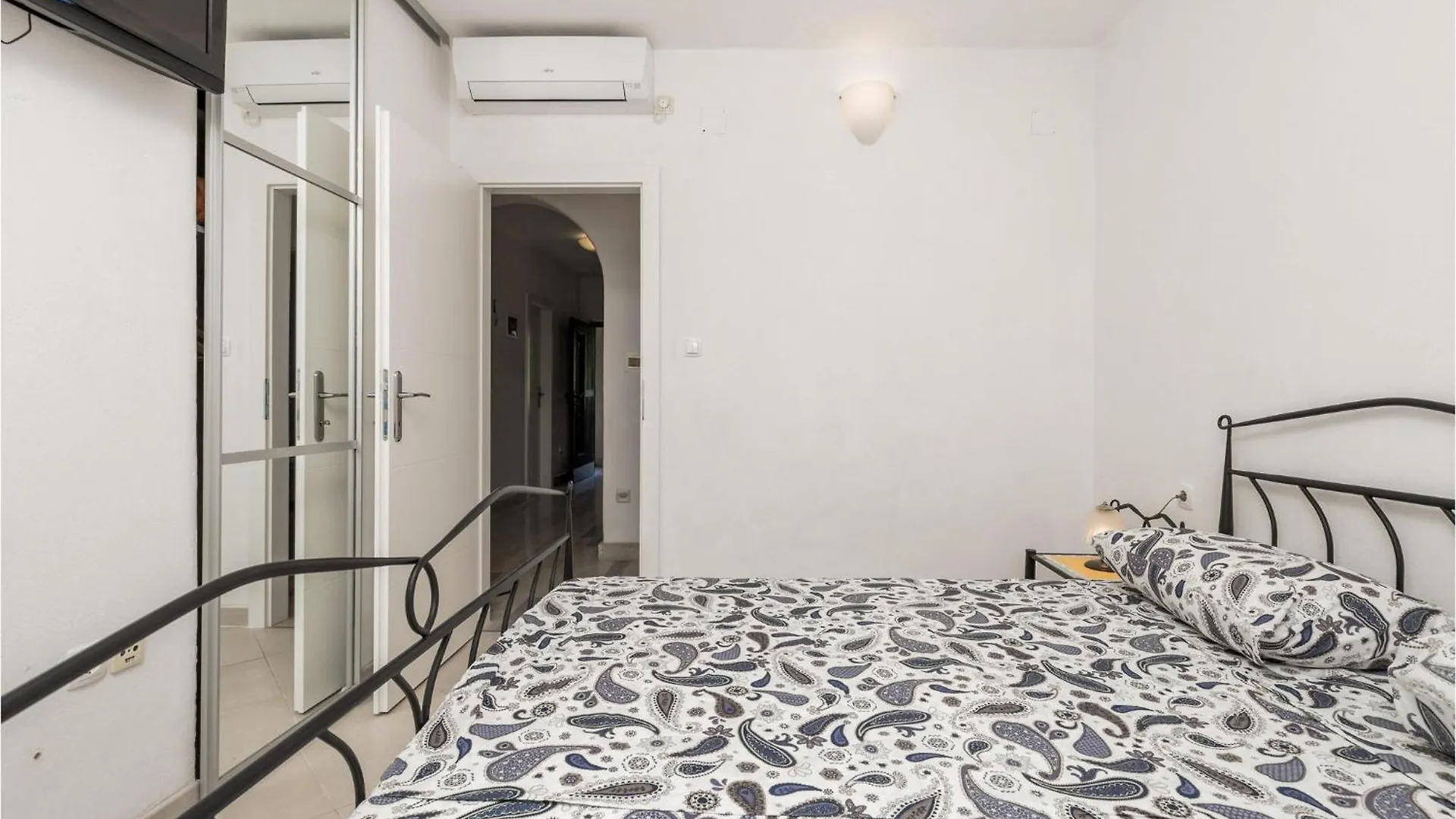 3 Bedroom Nice Apartment In Cres 0*,  Kroatien